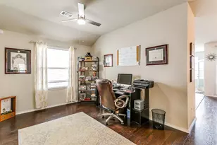 1629 Ridge Creek Ln, Aubrey, TX 76227 - Photo 5