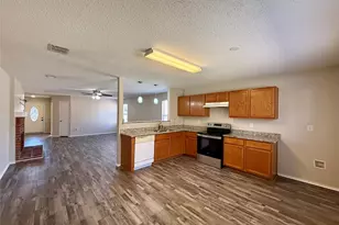 14733 Arborcrest Dr, Balch Springs, TX 75180 - Photo 7