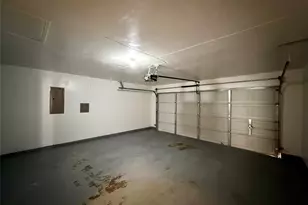 14733 Arborcrest Dr, Balch Springs, TX 75180 - Photo 17