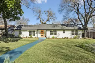 2715 Bonnywood Ln, Dallas, TX 75233 - Photo 1