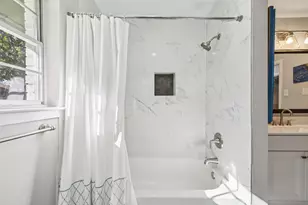 2715 Bonnywood Ln, Dallas, TX 75233 - Photo 23