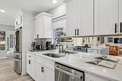 2715 Bonnywood Lane, Dallas, TX 75233 - Photo 11