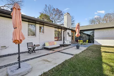 2715 Bonnywood Lane, Dallas, TX 75233 - Photo 31