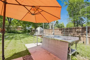 2715 Bonnywood Ln, Dallas, TX 75233 - Photo 31