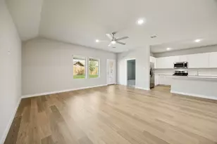 9308 Lone Maverick Dr, Crowley, TX 76036 - Photo 9