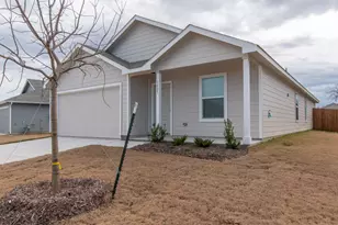 1605 Parliar St, McKinney, TX 75071 - Photo 3