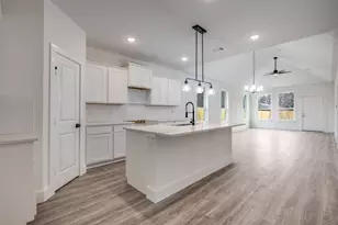 4812 Fellows Ln, Dallas, TX 75216 - Photo 13