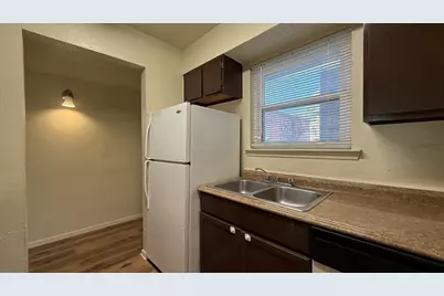 410 Bryan Street #17, Denton, TX 76201 - Photo 5