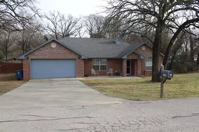 122 Lakeway Lane, Mabank, TX 75156 - Photo 1