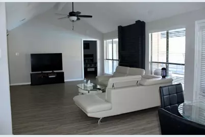 808 Bridgewater Lane, Mesquite, TX 75181 - Photo 5