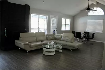 808 Bridgewater Lane, Mesquite, TX 75181 - Photo 3