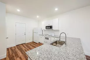 3525 Herrling St, Dallas, TX 75210 - Photo 15