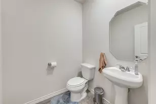 8164 Trudy Ln, Fort Worth, TX 76120 - Photo 15