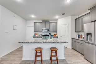 8164 Trudy Ln, Fort Worth, TX 76120 - Photo 5