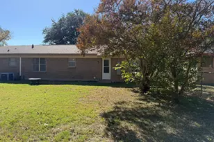 2206 12th St, Brownwood, TX 76801 - Photo 19