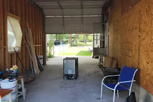 722 22nd St, Grand Prairie, TX 75050 - Photo 3