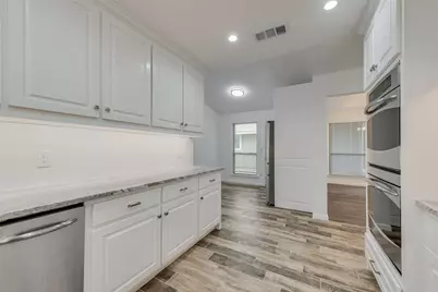 1605 Copper Creek Drive, Plano, TX 75075 - Photo 7