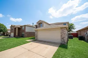 4241 Meadowknoll Dr, Fort Worth, TX 76123 - Photo 3