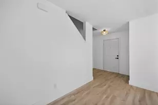 4241 Meadowknoll Dr, Fort Worth, TX 76123 - Photo 9