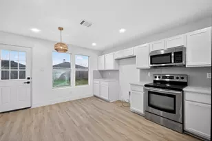 4241 Meadowknoll Dr, Fort Worth, TX 76123 - Photo 21