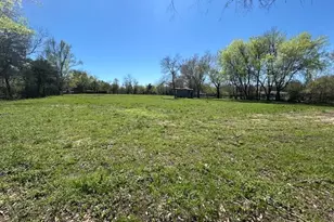 946 Jefferson St E, Sulphur Springs, TX 75482 - Photo 21