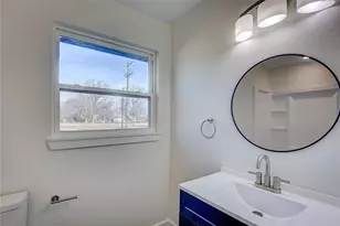 946 Jefferson St E, Sulphur Springs, TX 75482 - Photo 11