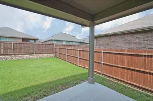 1021 Gillespie Dr, Fort Worth, TX 76247 - Photo 33