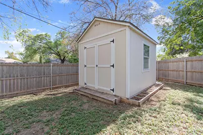 3909 Locke Avenue, Fort Worth, TX 76107 - Photo 31