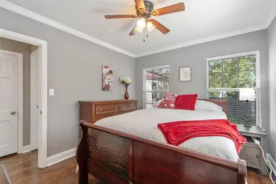 3909 Locke Avenue, Fort Worth, TX 76107 - Photo 19