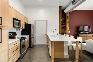 2502 Live Oak St, Dallas, TX 75204 - Photo 9