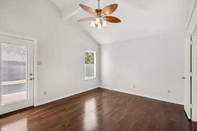 6721 Cherrytree Drive, Arlington, TX 76001 - Photo 5