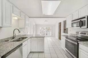 6721 Cherrytree Dr, Arlington, TX 76001 - Photo 7