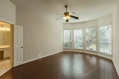 3925 Sharondale Drive, Flower Mound, TX 75022 - Photo 7