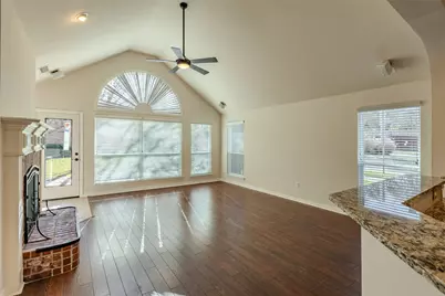 3925 Sharondale Drive, Flower Mound, TX 75022 - Photo 15