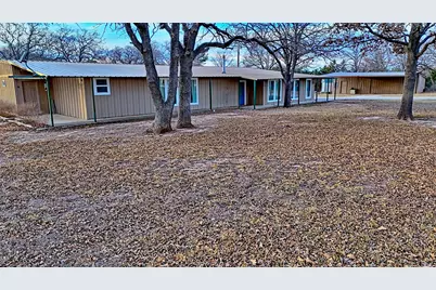 584 W Alamo Road, Bowie, TX 76230 - Photo 25