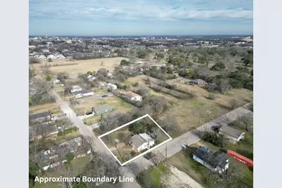 2524 S 9th Street, Waco, TX 76706 - Photo 1