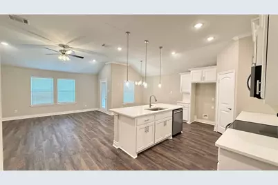 8101 Scott Lane, Greenville, TX 75402 - Photo 9