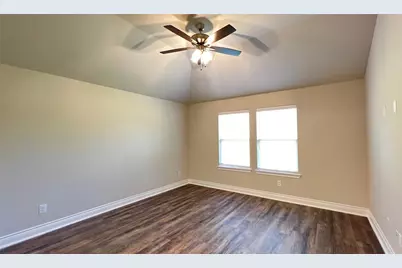 8101 Scott Lane, Greenville, TX 75402 - Photo 19