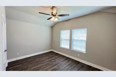 8101 Scott Lane, Greenville, TX 75402 - Photo 13