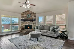 629 Fox View Dr, Fort Worth, TX 76131 - Photo 15