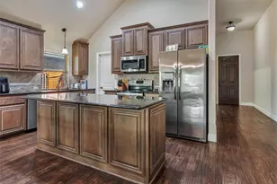 629 Fox View Dr, Fort Worth, TX 76131 - Photo 9