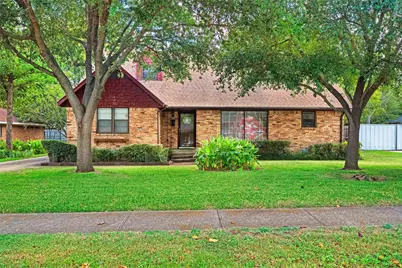 2828 Larkspur Lane, Dallas, TX 75233 - Photo 1