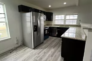 1009 Dawnview St, Arlington, TX 76014 - Photo 3