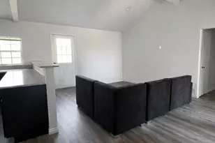 1009 Dawnview St, Arlington, TX 76014 - Photo 3