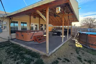 1121 Elmore St, Borger, TX 79007 - Photo 3