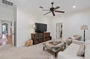 6506 Colonial Dr, Granbury, TX 76049 - Photo 21