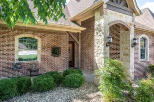 6506 Colonial Dr, Granbury, TX 76049 - Photo 1