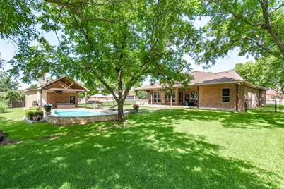 6506 Colonial Drive, Granbury, TX 76049 - Photo 33