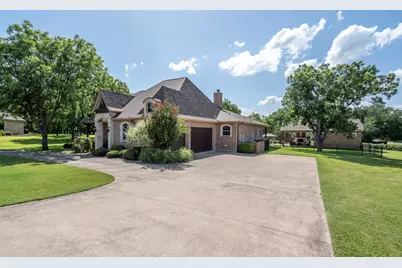 6506 Colonial Drive, Granbury, TX 76049 - Photo 37
