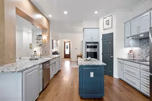 6506 Colonial Dr, Granbury, TX 76049 - Photo 11